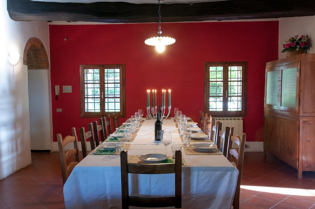 Fattoria Il Lago Dicomano Rum bild
